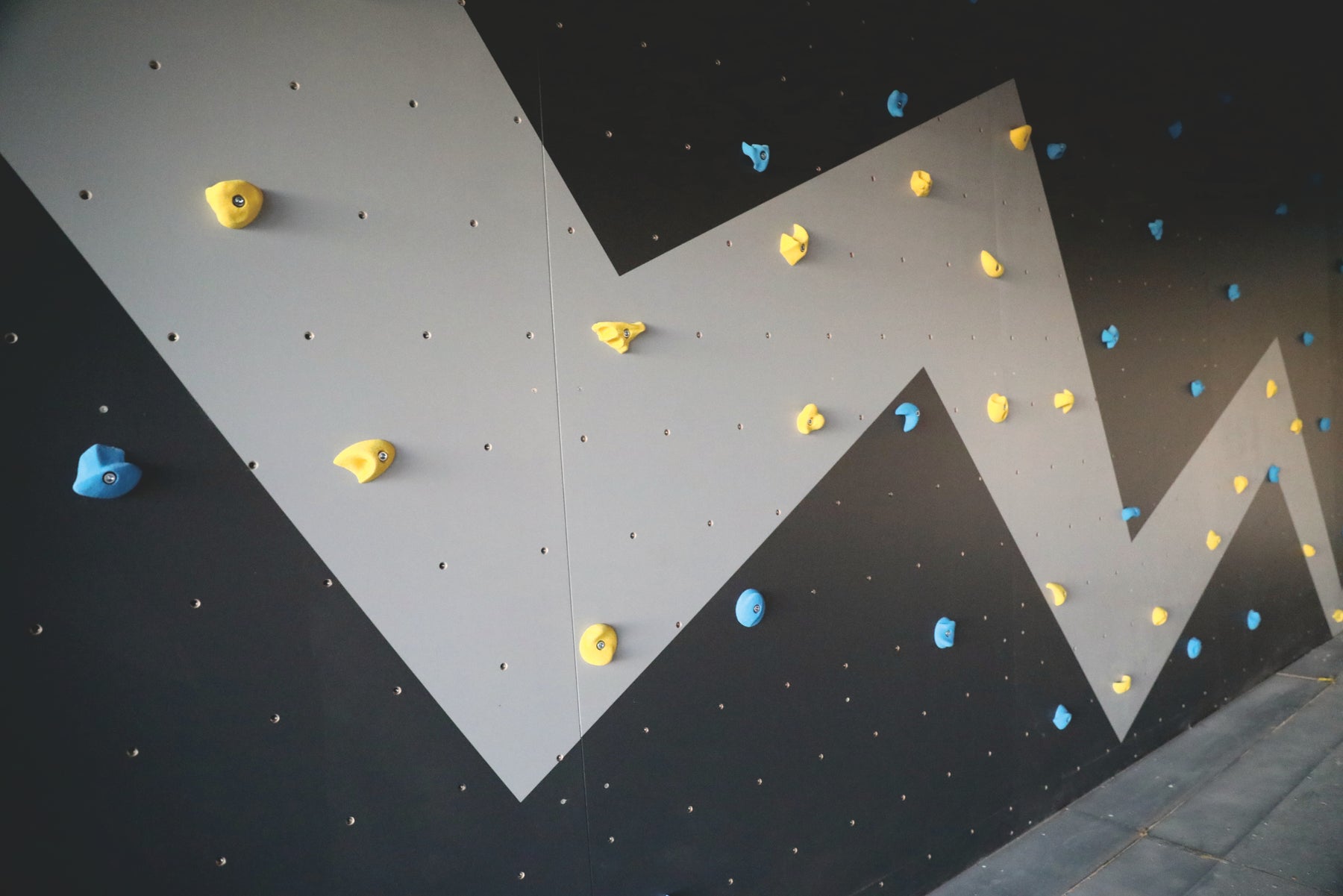 Kletterwand im Büro - 33 m2