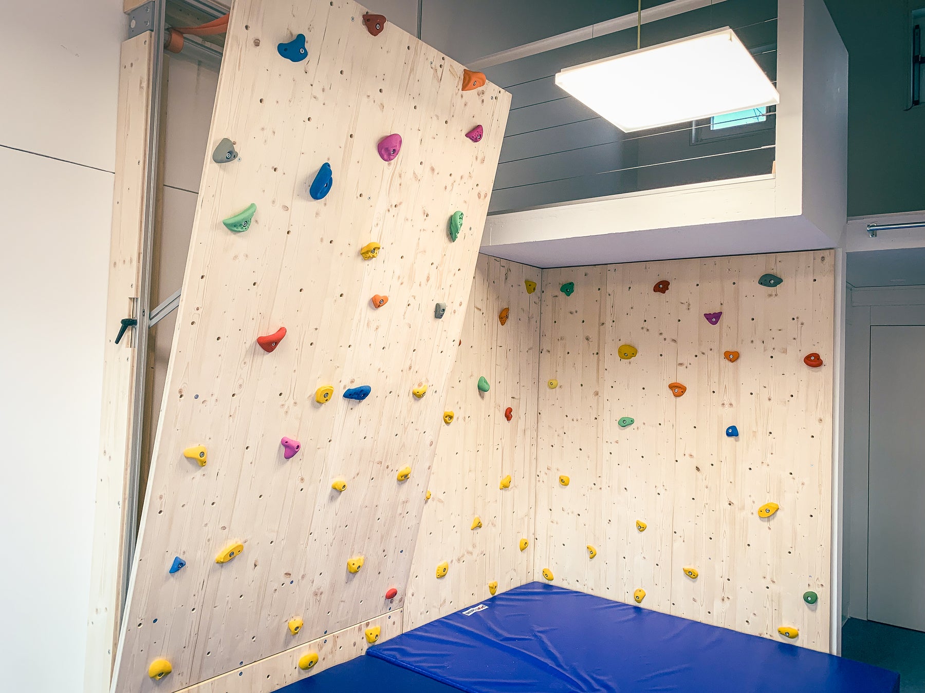 Physio- und Ergotherapie Kletterwand - 4.2 m2