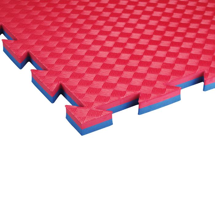 Fall protection mats for a fall height of 160 cm 